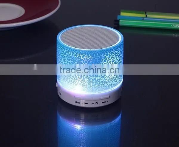 Hot selling wireless cheap mini bluetooth speaker with flashing light
