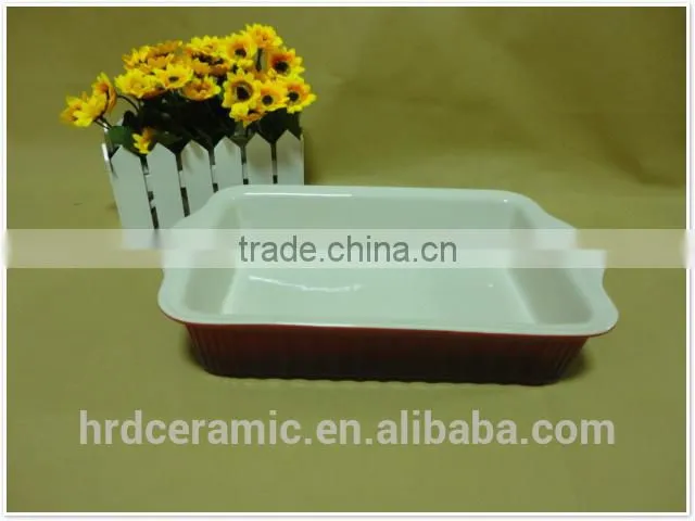 2014 Hot Sale colored daily use porcelain ceramic cake bakeware