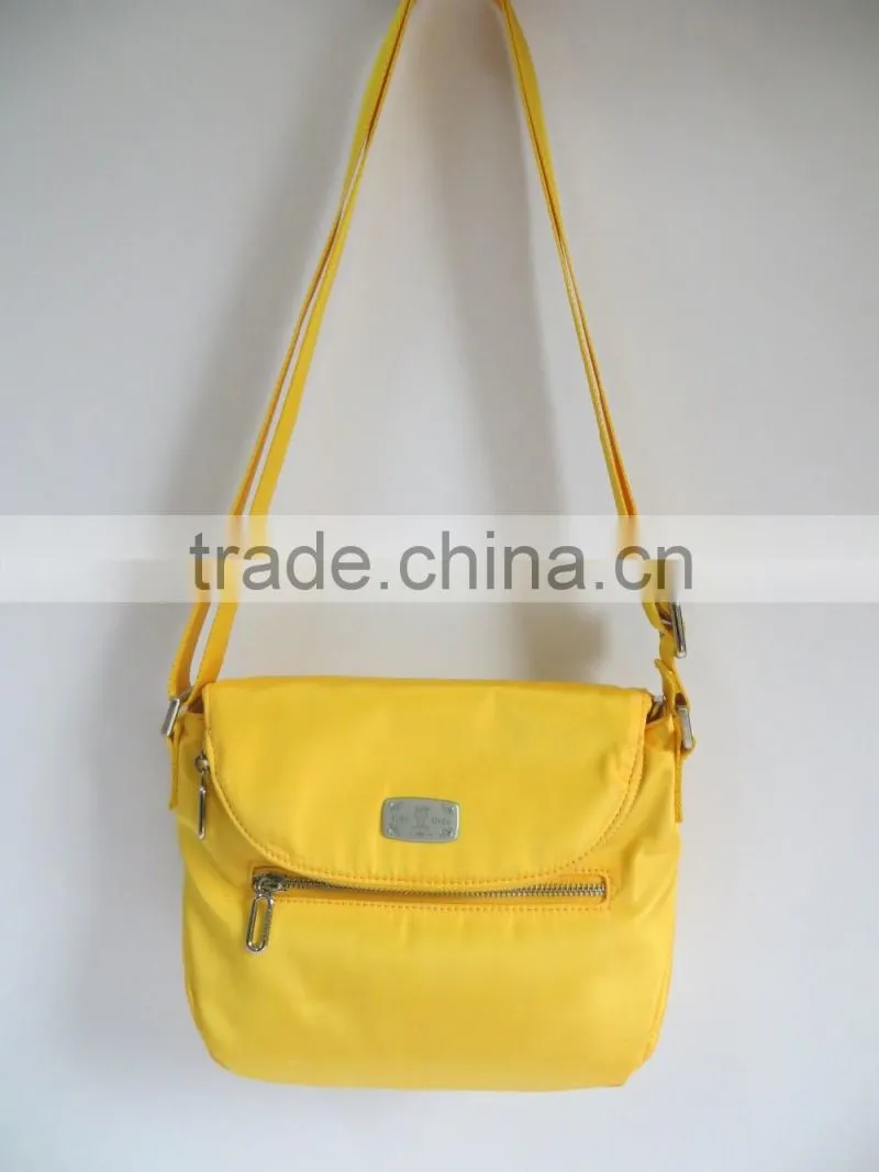 new style yellow waterproof handbag fashionable shoulder bag