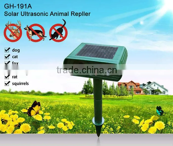 New generation solar animal repeller