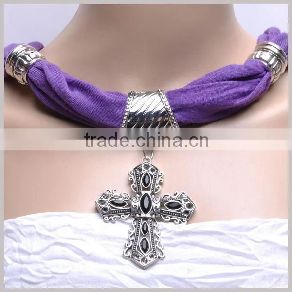 Spring fashion Skull Penant scarf with antique cross necklace