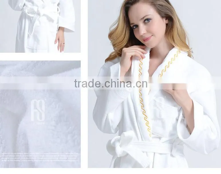 100% cotton bathrobe