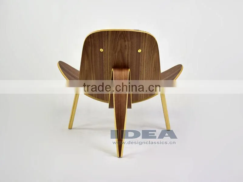 Replica Hans Wegner Lounge Chair - Walnut Shell/ Pony Skin