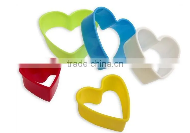 set of 5 heart shaped cookie cutter