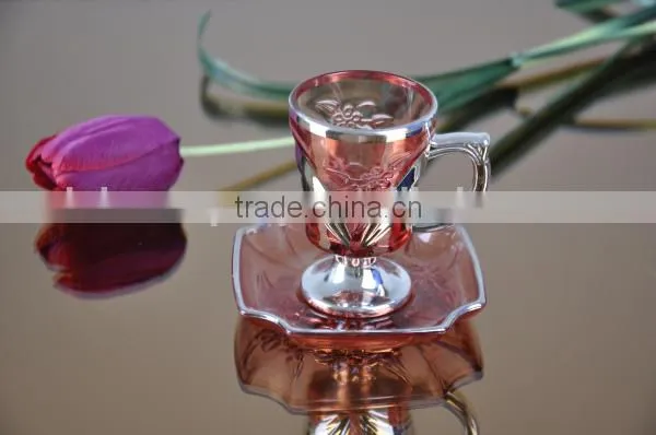 Fashionable glass tea cups and saucers set with diffenerent designs