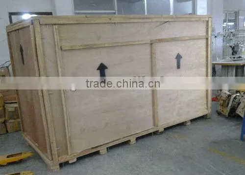 Automatic tucking sewing machine