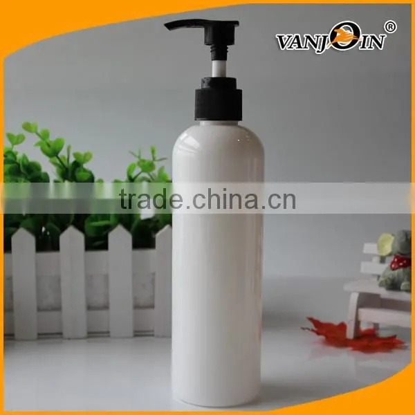 10 oz Light White Cosmo Lotion Pump Bottle
