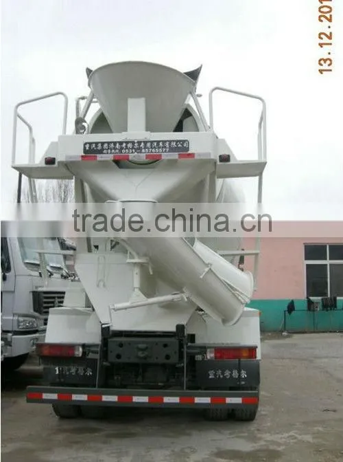 China Famous Brand HOWO 8 Cubic Meters Concrete Mixer Truck