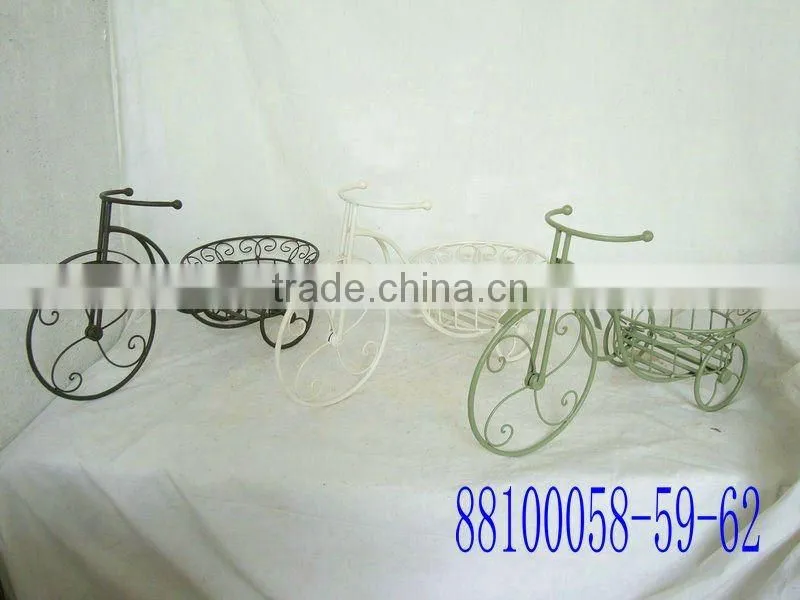 Iron bicycle plant holder