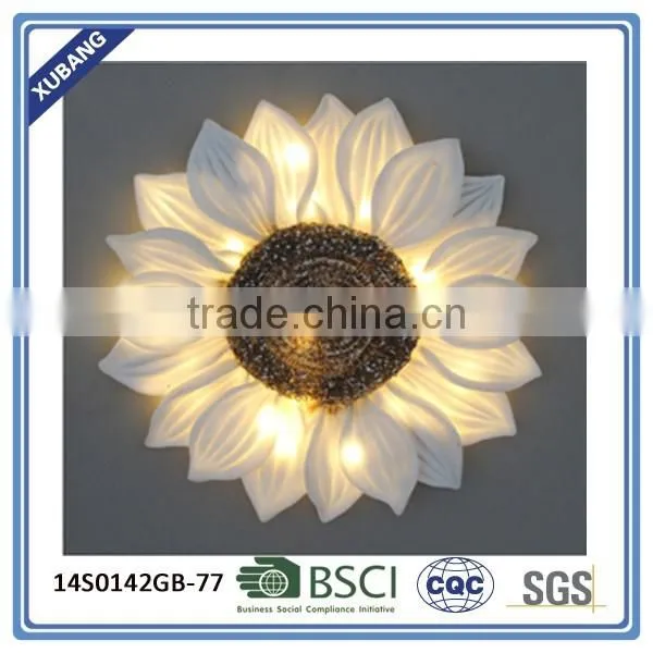 Flower wall plaque with LED lights