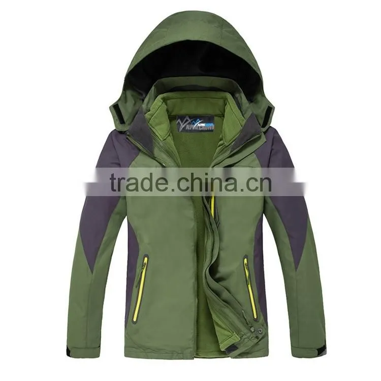2016 Newest men sports clothes