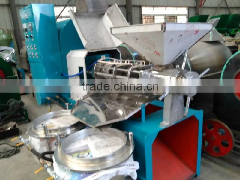 Automatic green walnut decorticator/hulling machine/walnut shelling machine