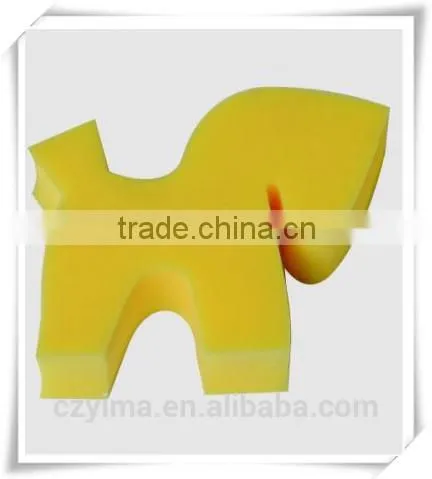 wooden back horse body brush with plastic bristle/good quality