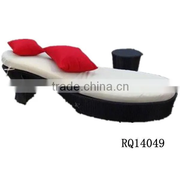 Garden Sunbed PE Rattan With Cushion and Pillow Boots Shape