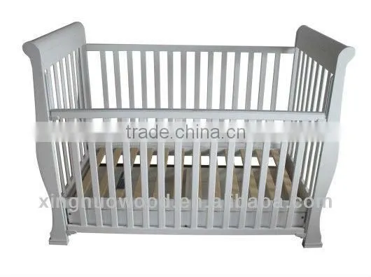 XN-LINK-B09 Wooden foldable baby cot