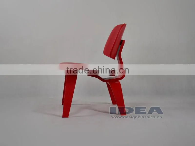 Replica Charles Plywood Lounge Chair - Red Color