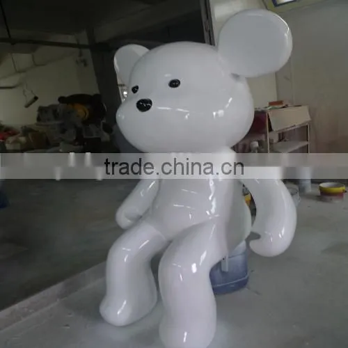 outdoor cartoon park sculpture, large balloon dog