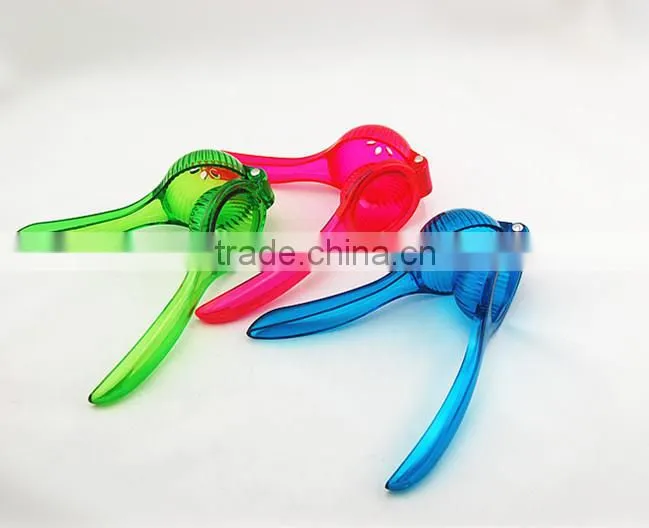 Plastic Lemon Squeezer, Hand Fruit Presser, Lime Squeezer