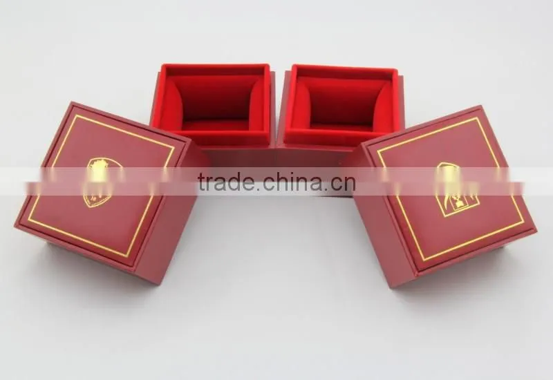 High quality square packaging box with custom gold stamping Logo and soft pad