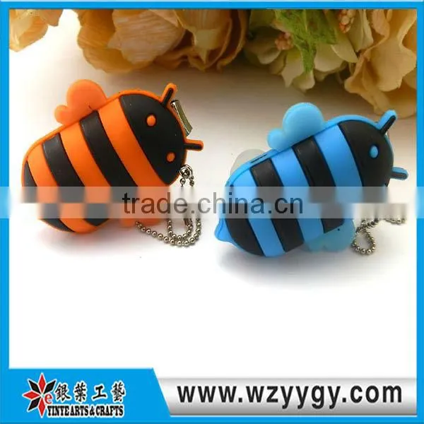 Novelty carbon nail clippers with soft pvc/silicone case