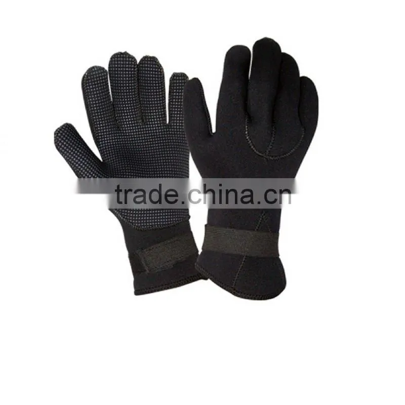 neoprene reinforced diving gloves DG05