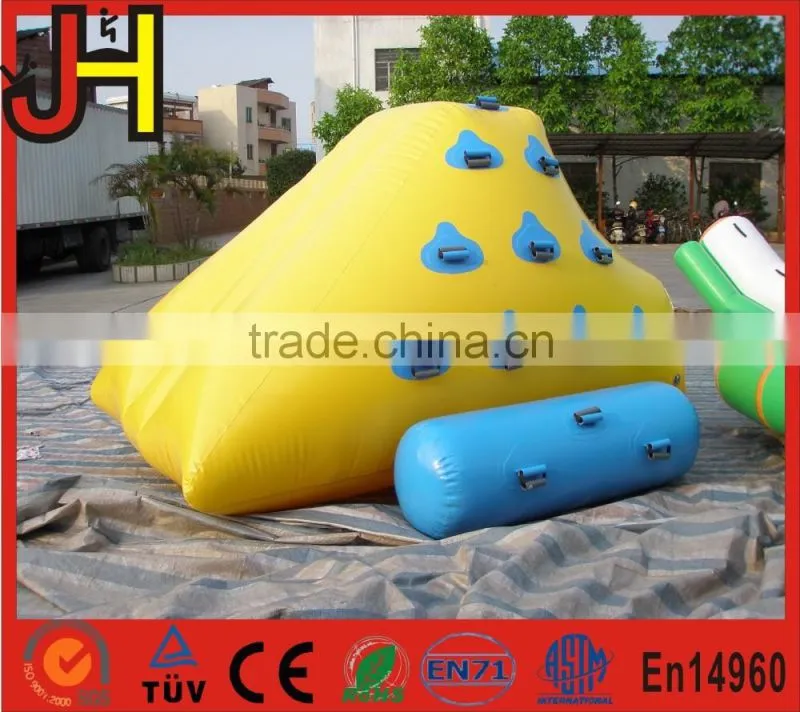 0.9mm PVC Tarpaulin Floating Inflatable Water Iceberg For Sale