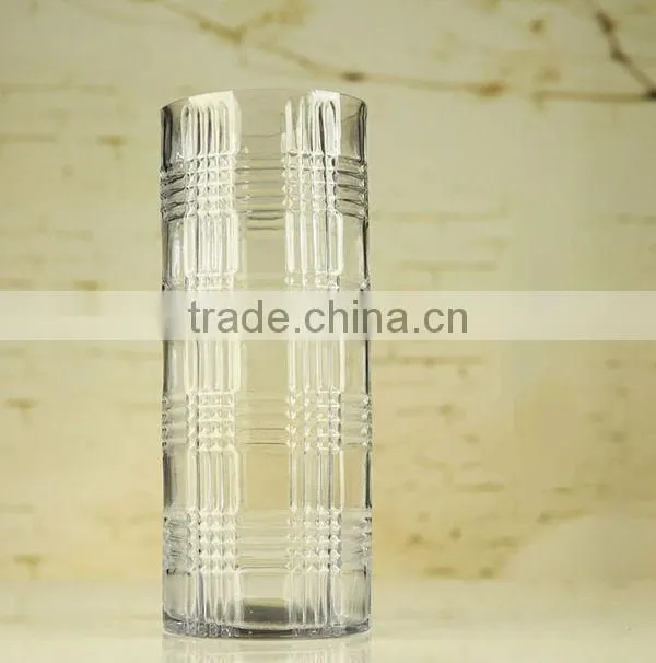 Glass flower vase for flower arrangement