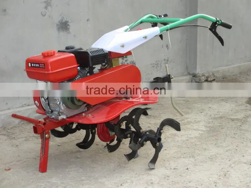 corn planter with gasoline engine