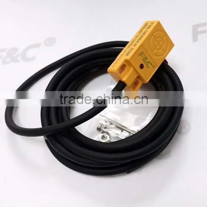10mm detection distance front inductive NPN 5v dc proximity sensor