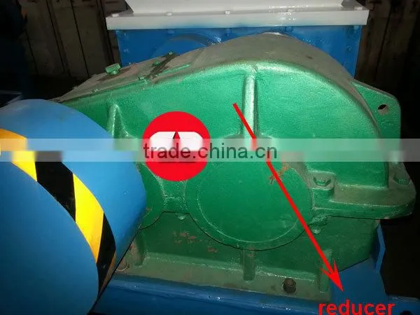 Widely used complete models double shaft home wood shredder