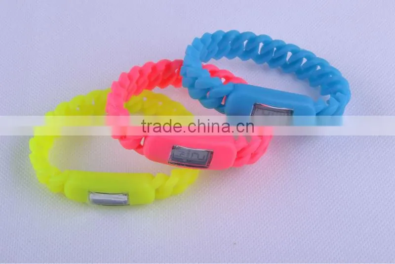 New sports silicone watch led watch trendy digital twist watch