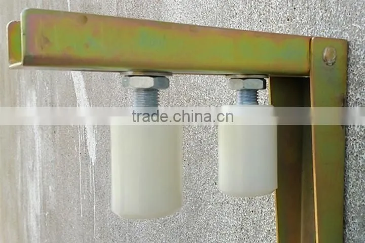 Upper Guide Roller Bracket,Guide Roller Bracket,Guide Plate with Nylon Roller,used for sliding gate,cantilever gate.