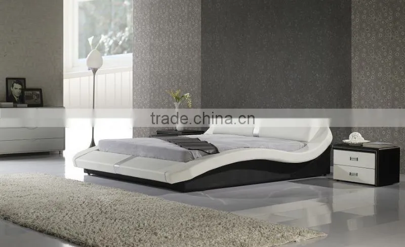 Classic leather bed with leather button, cheap king size soft bed