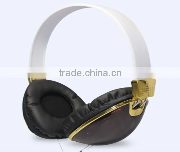 3.5mm headphone ,fashion stereo headset .High Performance headphone with mic(EH-S441)