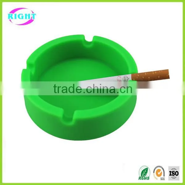 Custom made silicone portable ashtray