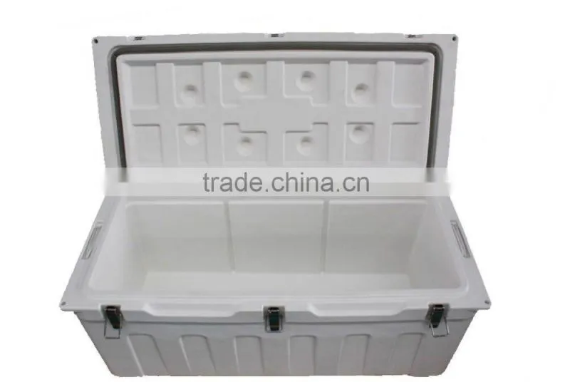 High Technology Rotomolded Cool Box, with Imported LLDPE material