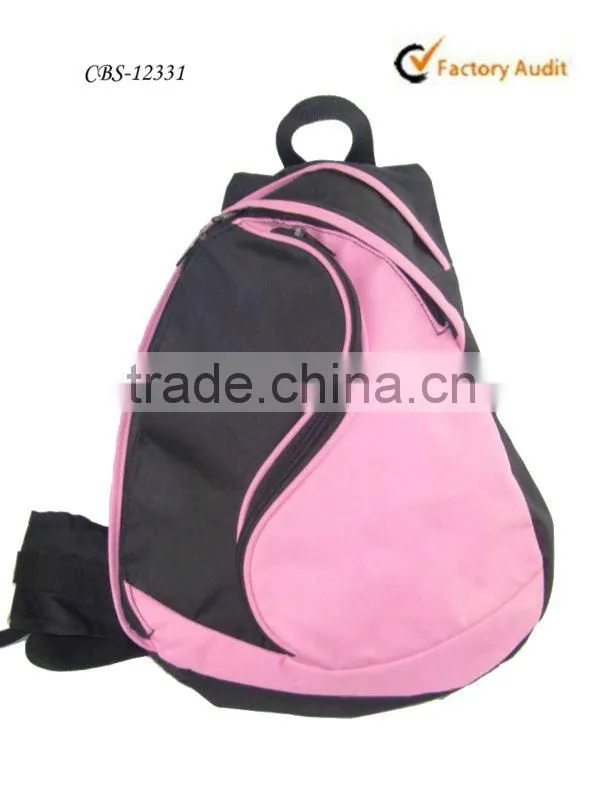 2015 Sporty Zippered triangle bag