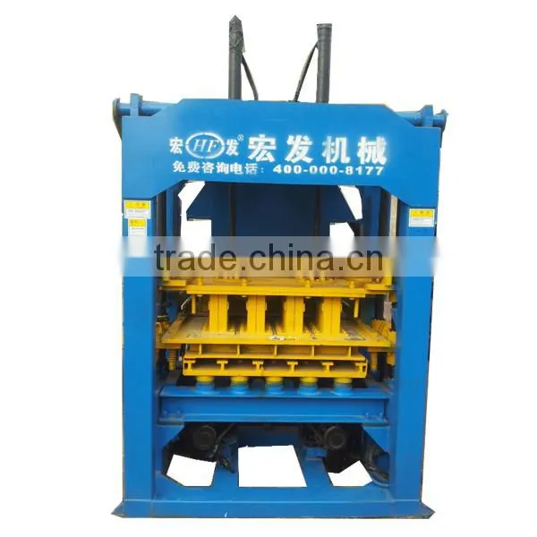 QT4-15D automatic hydraulic paver block machine in Algeria