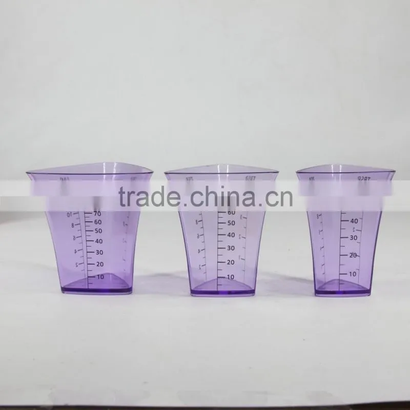 small PS measuring cup sets in triangle shape