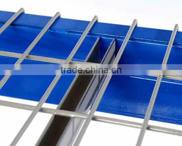 Material handling steel wire mesh decking for pallet racking
