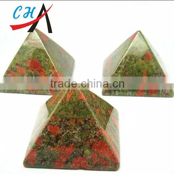 green aventurine gemstone jade pyramid for wholesale