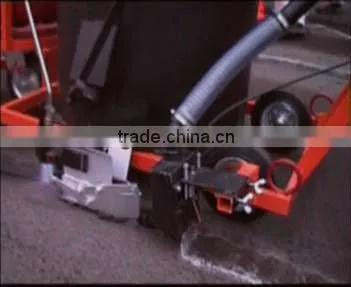 crack pouring machienry