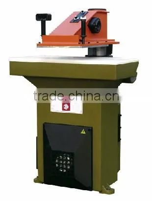 Xc0153 Xiongying hydraulic swing arm leather/sole/eva/carpet/plastc atom die cutting machine with CE/GSG/ISO9001