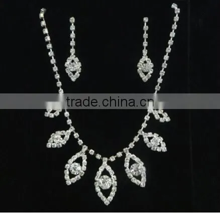 Silver Plated Wedding Jewelry Set 2016 New Women Bridal Jewelry Set Hot Wholesale Rhinestone Necklace Earring Set