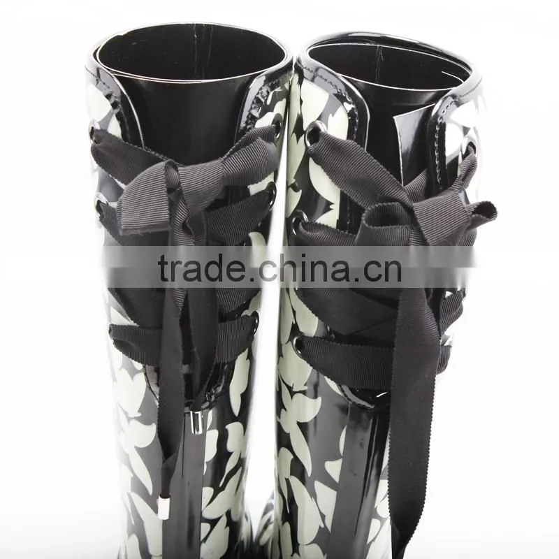 fashion rubber rain boots with cute pattern