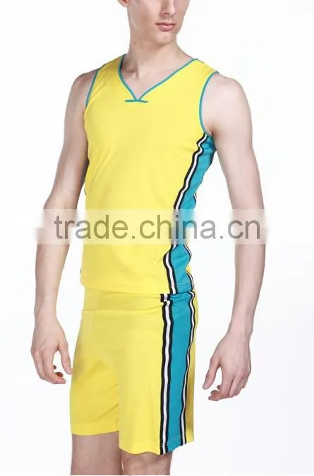 Factory Wholesale Fitness Training Best Yoga Outfits Sports Tracksuits For Men