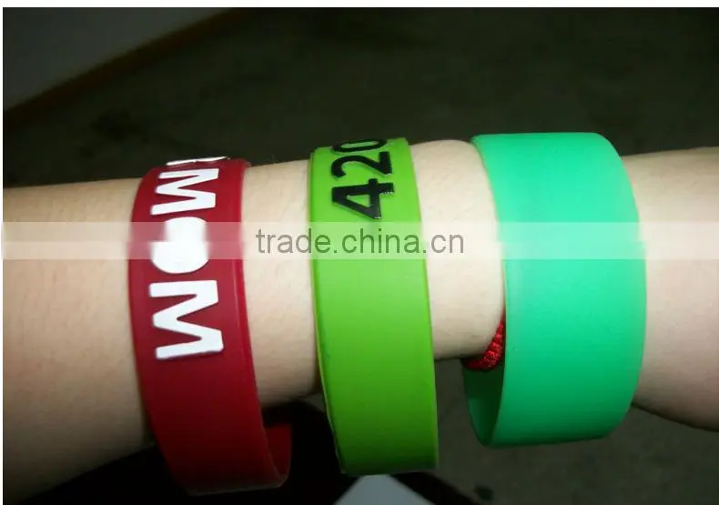 Huizhou city factory silicon bracelets, promotional silicon wristbands,magnetic bracelet for unisex