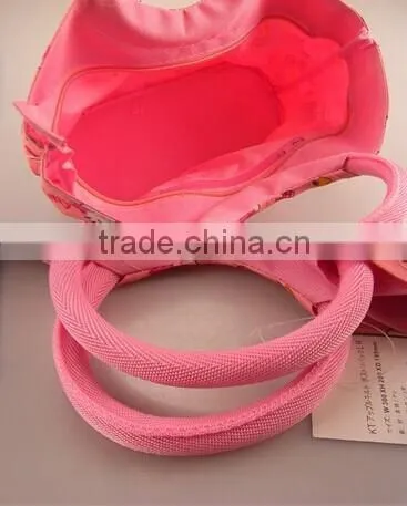 hello Kitty shoulder bags