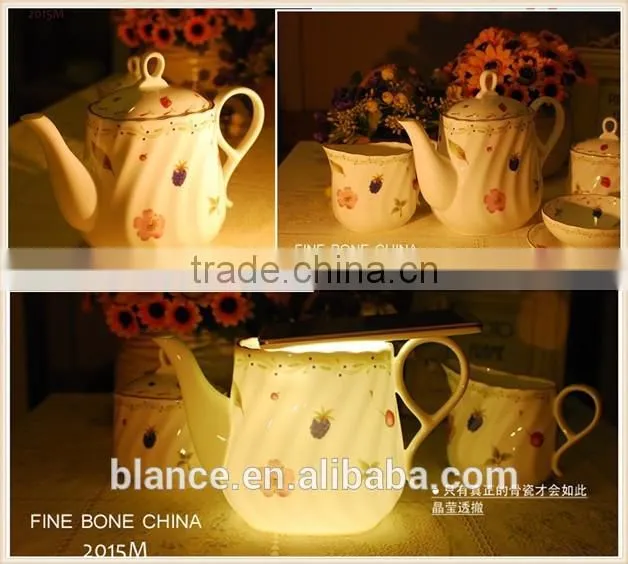 Flower coffee set with crinkle surface