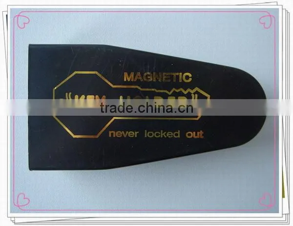 Extra large magnetic key case
